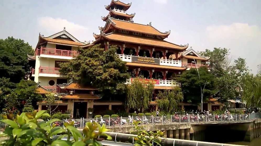 Điểm danh 10+ ngôi chùa lớn ở Sài Gòn 1153011694