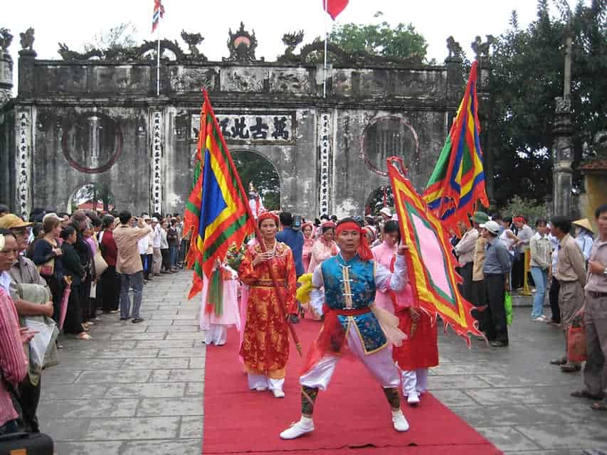 Những lễ hội truyền thống Việt Nam trong tháng 8 lịch âm