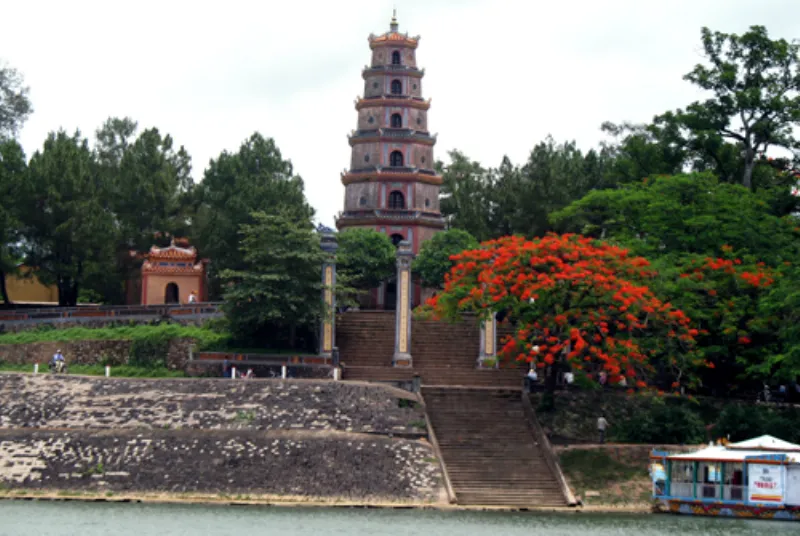 Hình ảnh chùa Thiên Mụ Huế